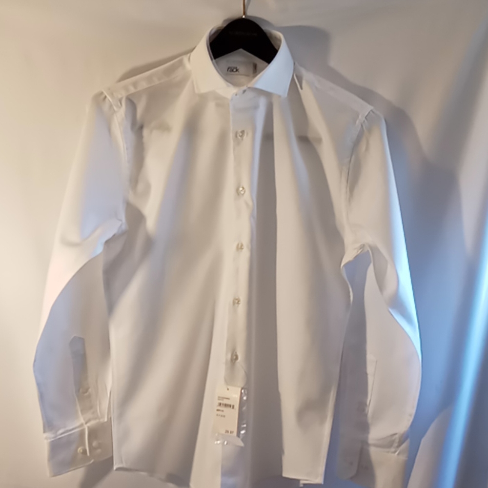 Nordstron Rack white men's slimfit dress shirt.